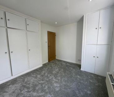 2 bedroom semi-detached house to rent - Photo 3