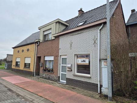 Interessant gelegen recent vernieuwde instapklare rijwoning met koer. - Foto 5