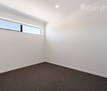 3 Bedroom Comfortable & Family Living - Photo 6