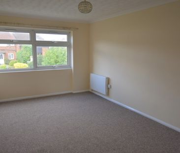 1 bedroom Apartment - TENTERFIELD HOUSE, WELWYN - Photo 3