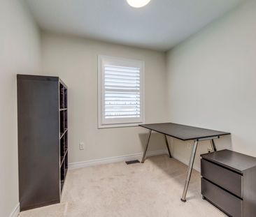 For Lease - 2319 Stone Glen Crescent, Oakville, Ontario - Photo 3