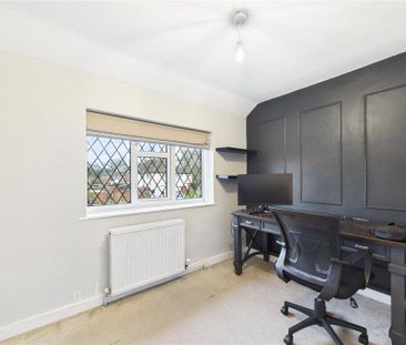 3 bedroom semi-detached house to rent - Photo 5