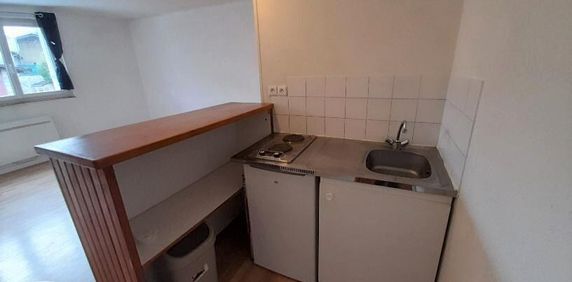Location Appartement 1 pièce 29m² LIMOGES 87000 - Photo 2