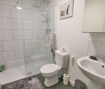 1 bedroom flat to rent - Photo 4