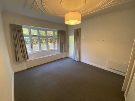 62 Chelmsford Street, Ngaio - Photo 2