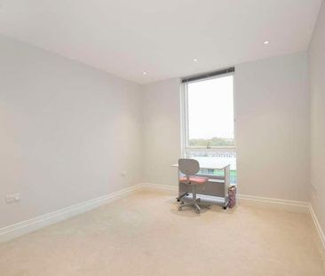 Queenshurst Square, Kingston Upon Thames, KT2 - Photo 2