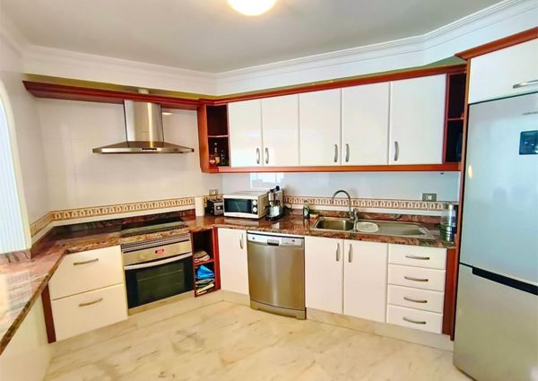 Apartamento de alquiler en Calle Petunia, 3, Puerto de Santiago