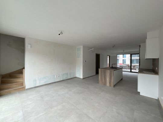 Prachtige nieuwbouwwoning met 3 slaapkamer op ideale locatie - Photo 1