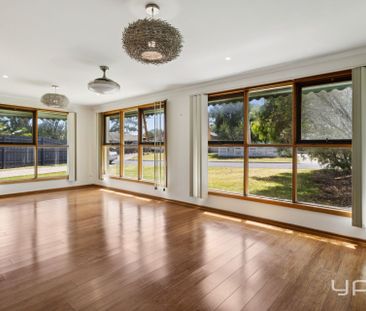 Spacious Family Home with Large Garage in Prime Safety Beach Location. - Photo 1