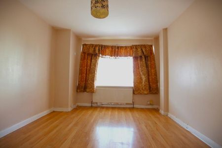 3 bedroom terraced house to rent - Photo 4