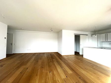Neuwertige 2,5 Zimmerwohnung am Sedanplatz - Photo 3