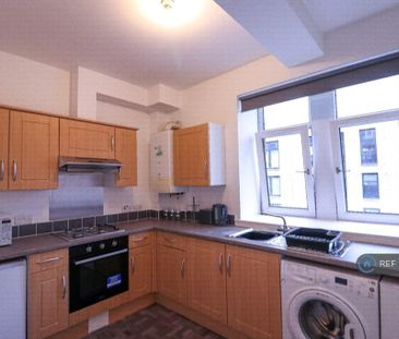2 bedroom flat to rent - Photo 6