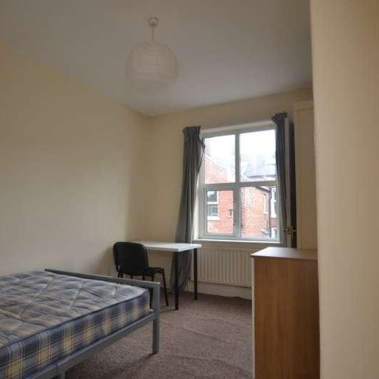 Latchmere Road, Fallowfield, Manchester, M14 - Photo 1