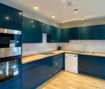 1 bedroom in a house share to rent - Photo 5