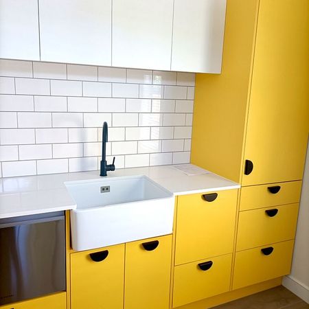 New Brooksfield city townhouse in quiet street - Photo 2