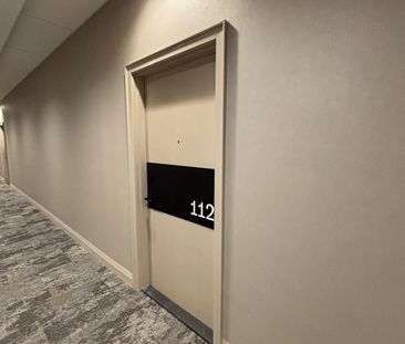 For Lease - 3250 Carding Mill Trail Unit# 112, Oakville, Ontario - Photo 2