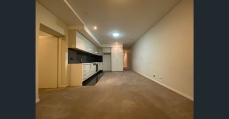 Nearly New 2 Bedroom, 2 Bathroom, 1 Parking Apartment – Zetland - Photo 5