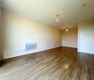 1 Bedroom Flat - Studio To Let - Photo 4