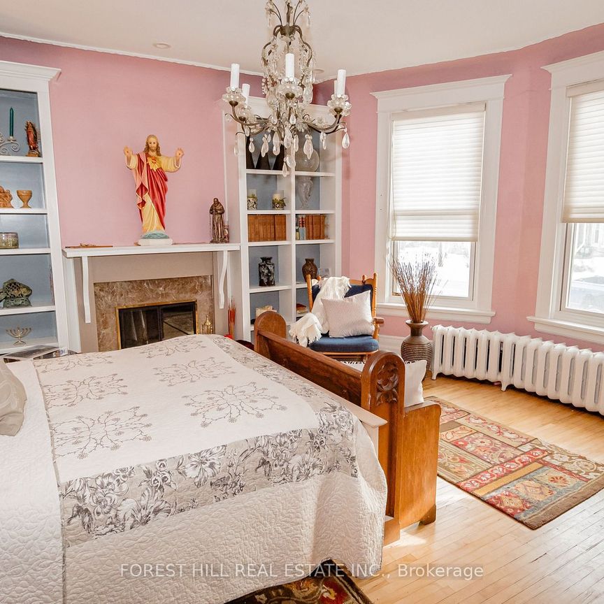 For Lease - 98 Central Avenue, London East, Ontario - Photo 1