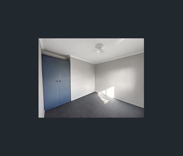 Available Now - Neat, Easy-Care Living in Central Location - Photo 3