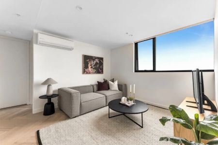 Breathtaking City Views in the Heart of Fitzroy - Photo 2