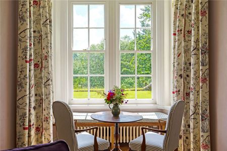 An extraordinary family home. - Photo 2