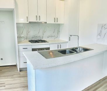 2/11 Edmund Street, Maidstone, Vic 3012 - Photo 5