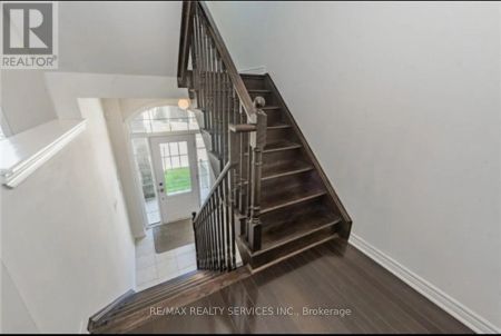 74 ALDERSGATE DRIVE - Photo 3