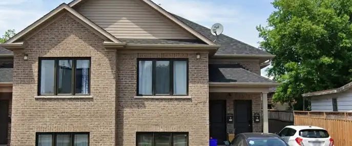 Apartment for Rent | 222 Toronto Avenue, Oshawa - Photo 1