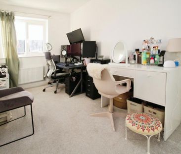 2 bedroom semi-detached house to rent - Photo 3