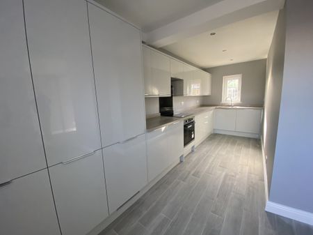 The Oval, Doncaster, Dunscroft - Photo 5