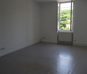 Appartement Le Chambon-Feugerolles - Photo 3