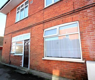Studio to rent - Photo 6