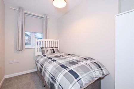 2 bedroom apartment to rent - Photo 4