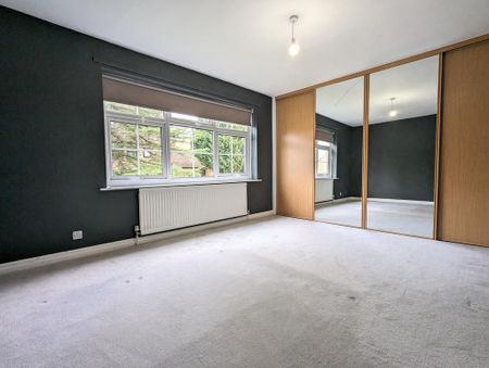 3 bedroom detached house to rent - Photo 3