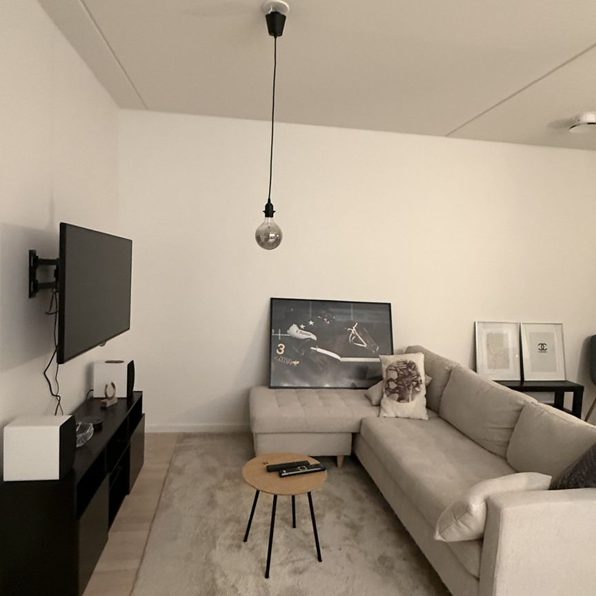 Unnas väg, Bro - Photo 1