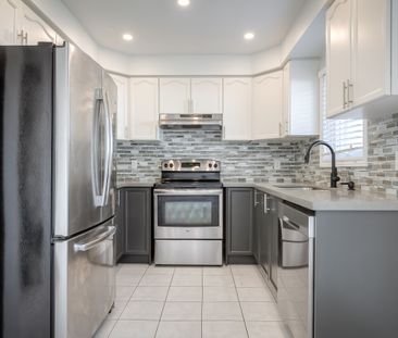 For Lease - 3086 Highbourne Crescent, Oakville, Ontario - Photo 4