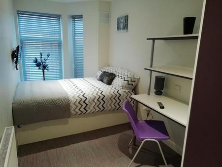 4 bedroom house share to rent - Photo 3