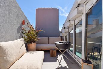 2 Bedroom House with a terrace, Paço de Arcos, Oeiras
