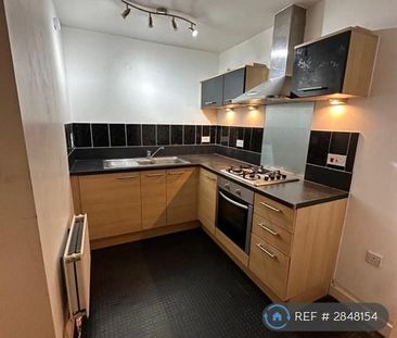1 bedroom flat to rent - Photo 2