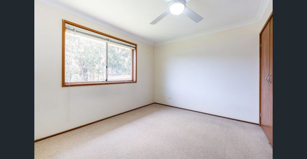 Spacious 5-Bedroom Family Home in Greystanes - Photo 1