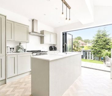 2 bedroom end of terrace house to rent - Photo 5