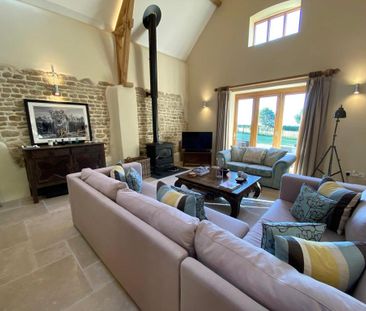 3 bedroom detached house to rent - Photo 3