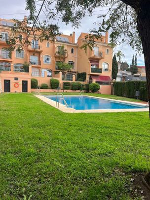 Alquiler de chalet adosado en Calle Topacio, 7 - Photo 1