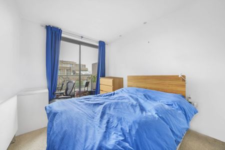 Price £2,350 pcm - Available 04/06/2025 - Part Furnished - Photo 4