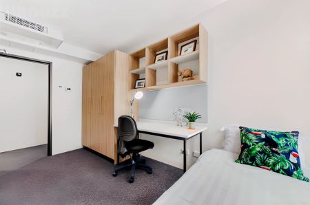 2 Bedroom Ensuite Large Apartment - Photo 2