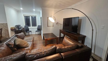 For Lease - 5164 New Street, Burlington, Ontario - Photo 4