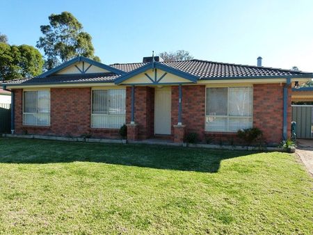 Home For Rent - Photo 3