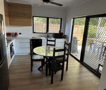 Cosy Villa in Woodlands Estate - Andergrove - Photo 3