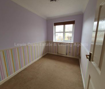 Fosters Spring, Lytchett Matravers - Photo 2